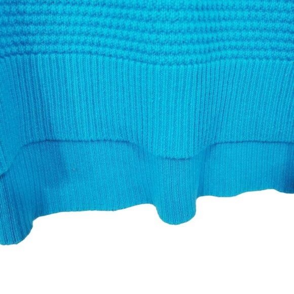 Lane Bryant Knit Turquoise Sweater - 22/24 NWT - Picture 2 of 7